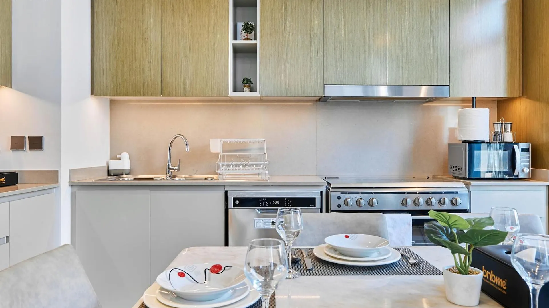 Bnbmehomes - Sun Villa Dubaj 0*,  Zjednoczone Emiraty Arabskie