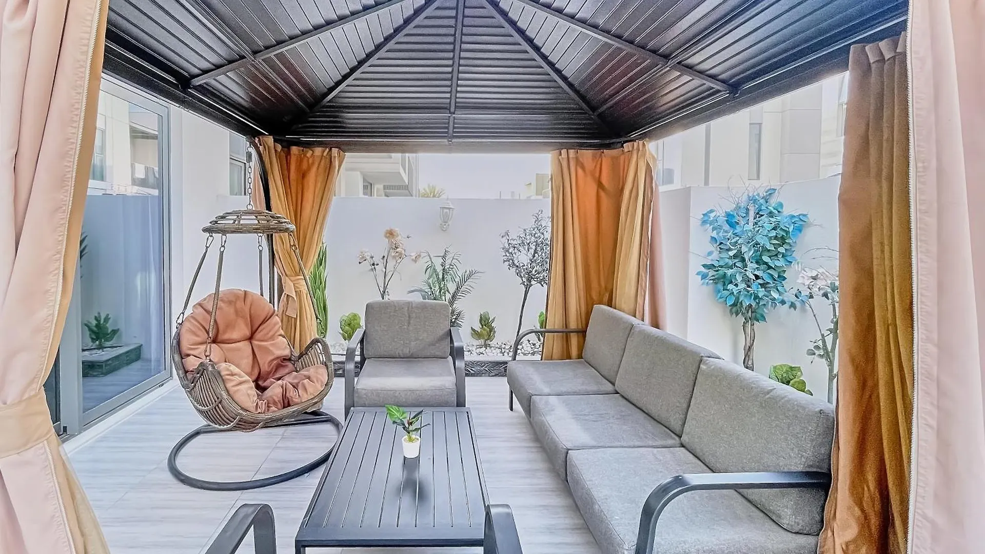 Bnbmehomes - Sun Villa Dubaj 0*,  Egyesült Arab Emírségek