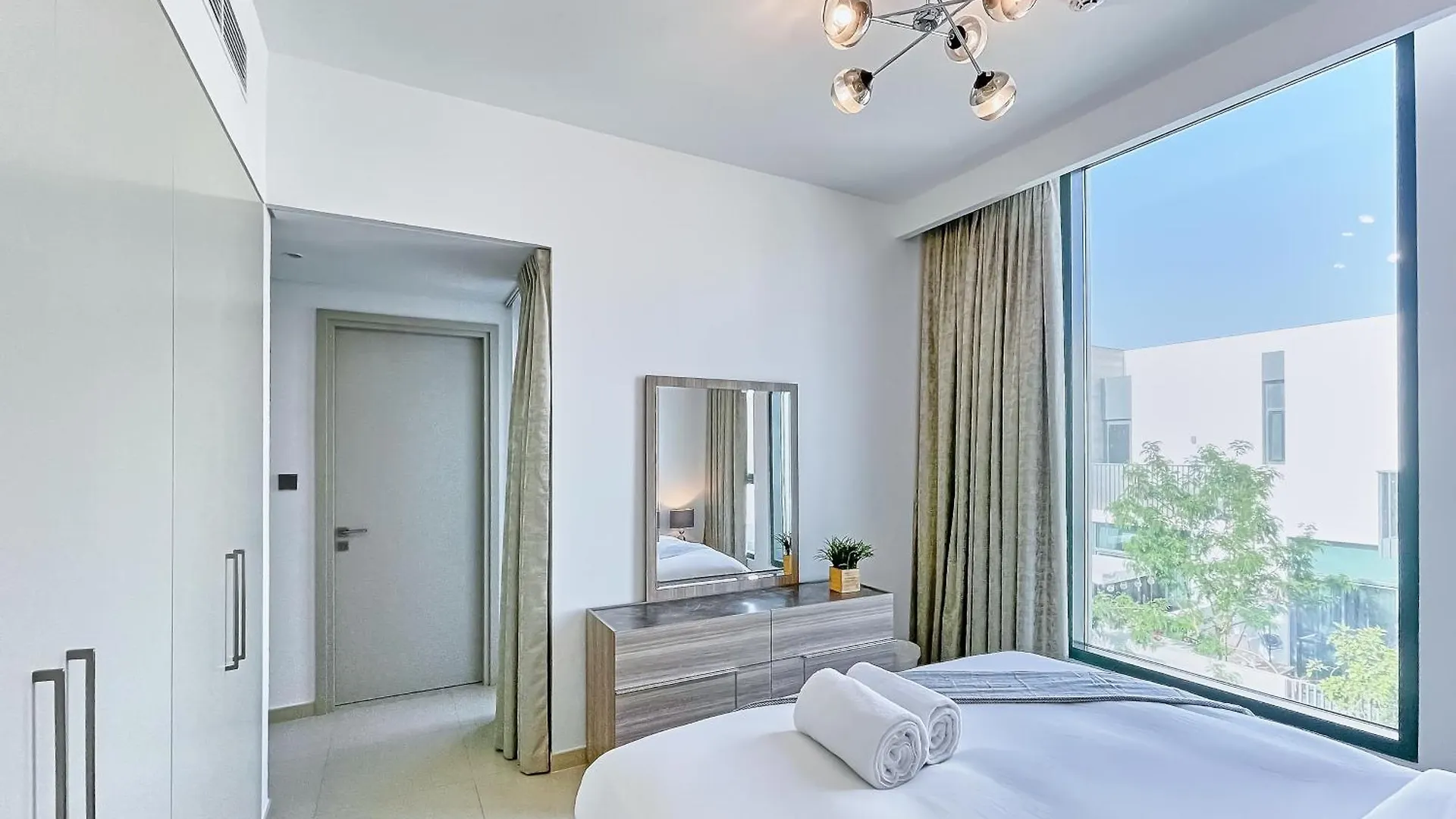 Bnbmehomes - Sun Villa Dubaj